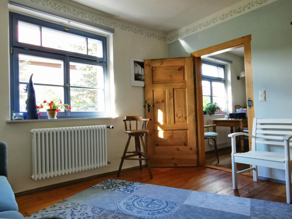 charmantes Apartment Siebenschläfer über Café 7 Weida Extérieur photo